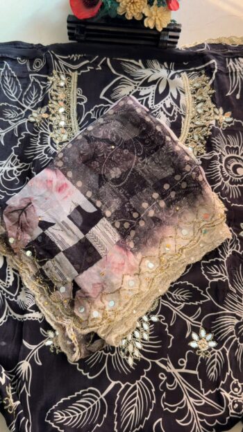 Black and Light Skin Color Delhi Boutique